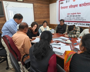 Prof. Dr. Ute Hüsken besucht die National Mission for Manuscripts