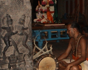 Bheritāḍana at the Kāmākṣī temple