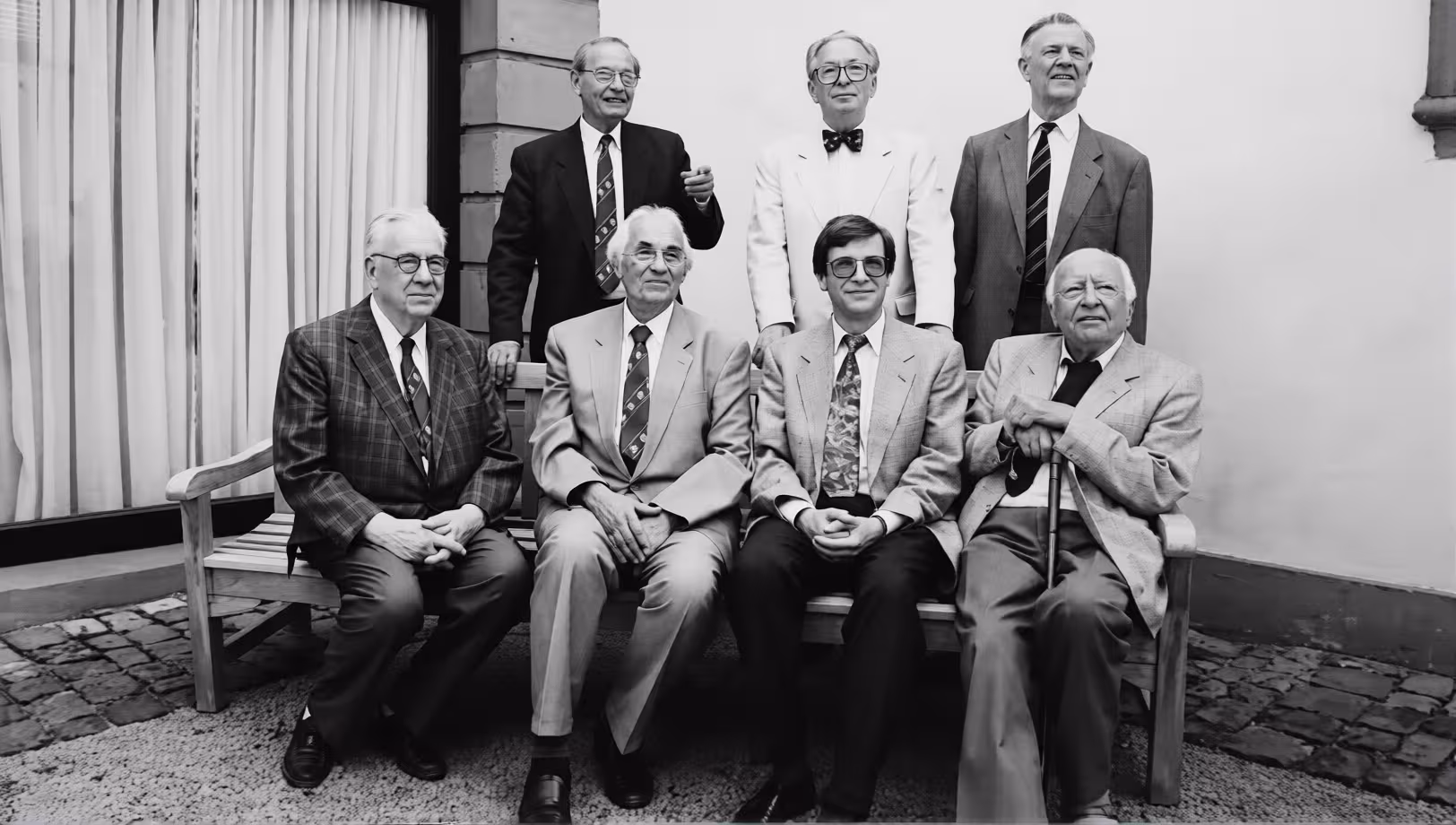 Gruppenfoto der Altpräsidenten mit dem damaligen Geschäftsführer G. 