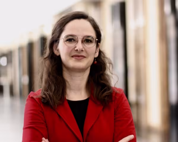 Leonie N. Bossert