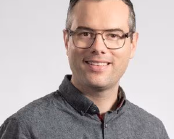 Dr. Alexander Schlaich