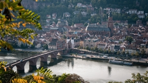 Sicht auf die Alte Brücke Heidelbergs